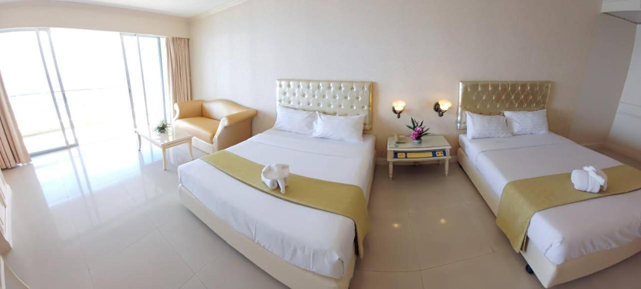 Adriatic Palace Hotel Патая Екстериор снимка