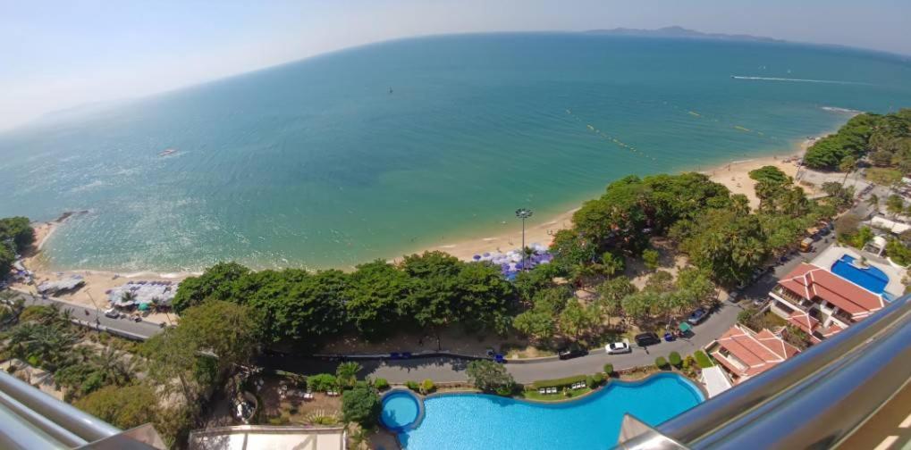 Adriatic Palace Hotel Патая Екстериор снимка