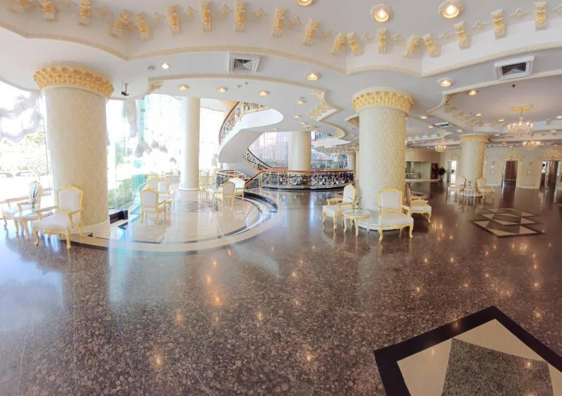 Adriatic Palace Hotel Патая Екстериор снимка