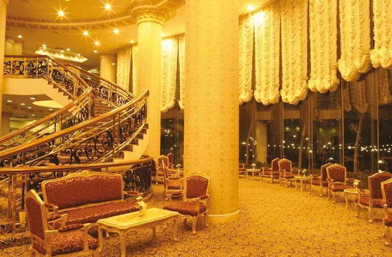 Adriatic Palace Hotel Патая Екстериор снимка