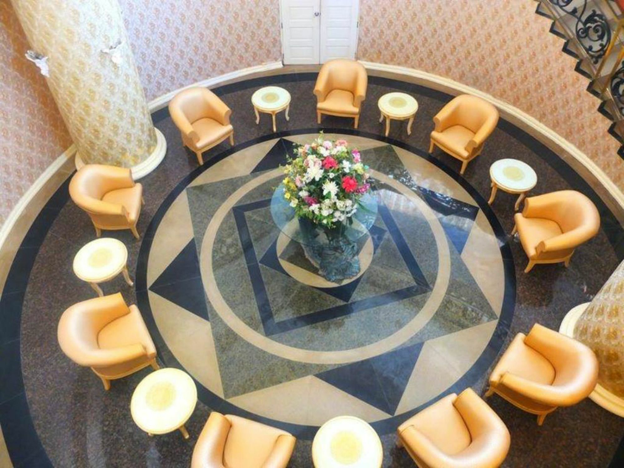 Adriatic Palace Hotel Патая Екстериор снимка