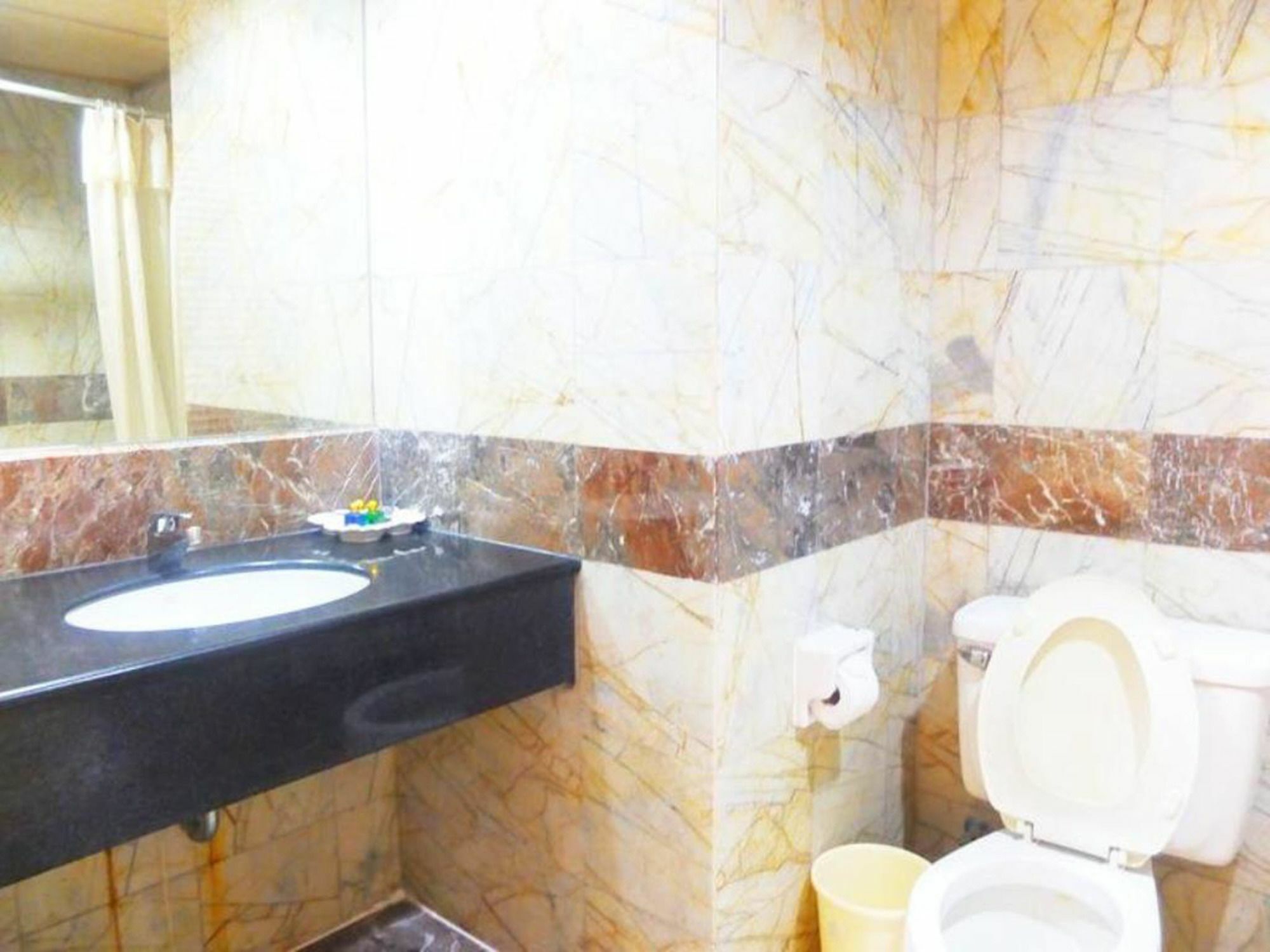 Adriatic Palace Hotel Патая Екстериор снимка