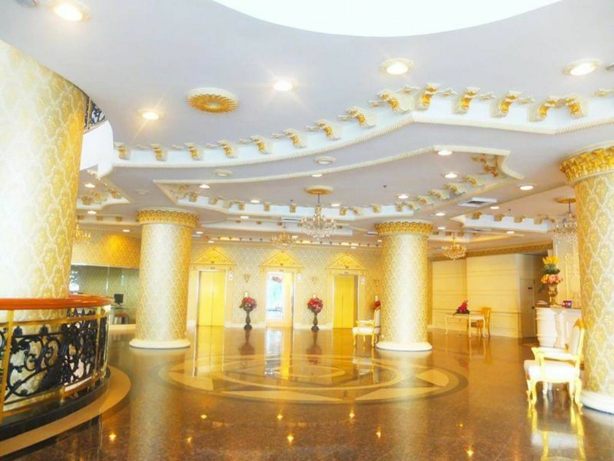 Adriatic Palace Hotel Патая Екстериор снимка