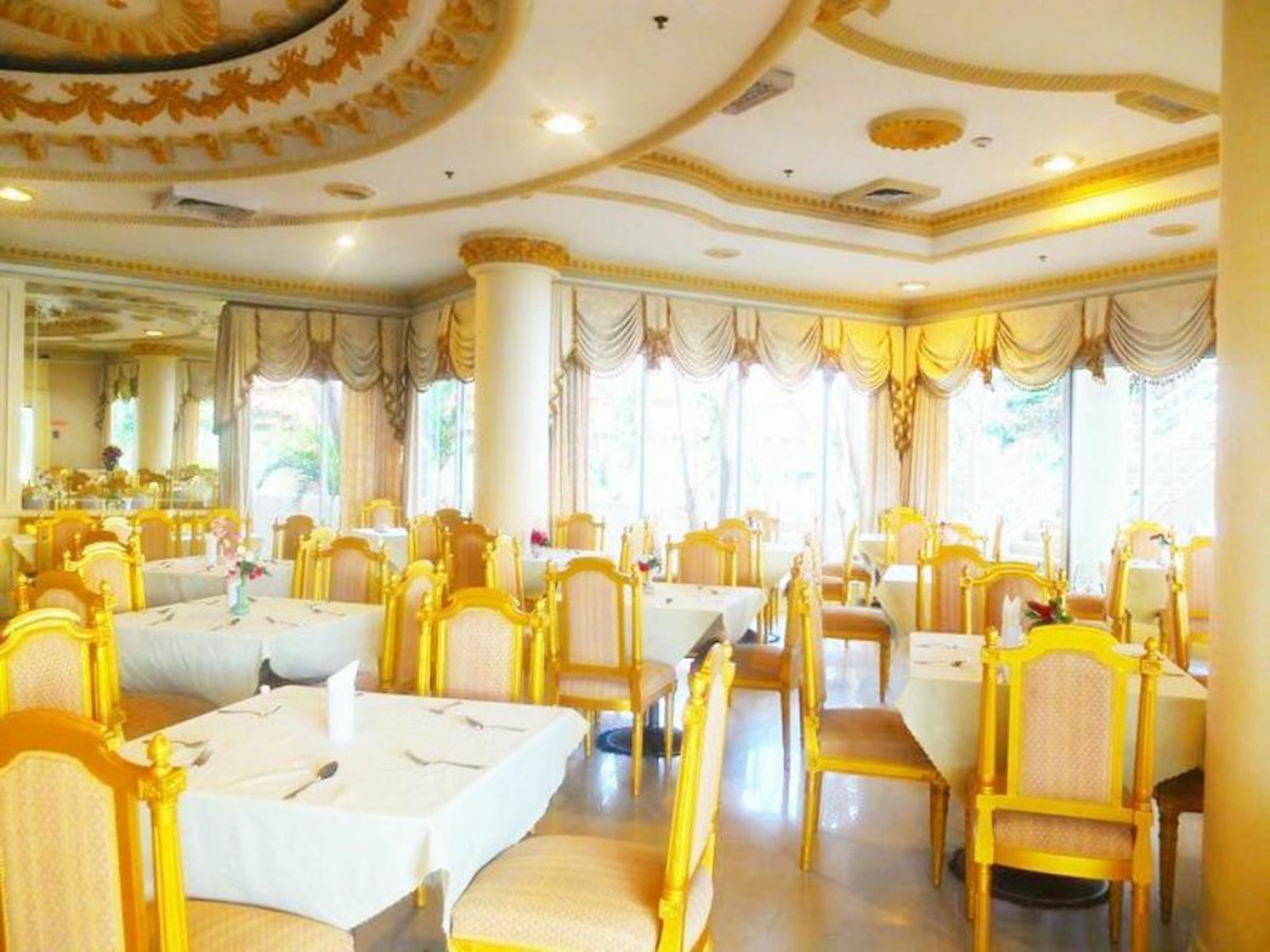 Adriatic Palace Hotel Патая Екстериор снимка